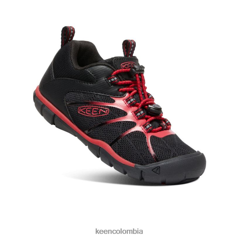 pequeños niños zapatillas chandler 2 cnx alfombra negra/roja KEEN calzado 88N808901